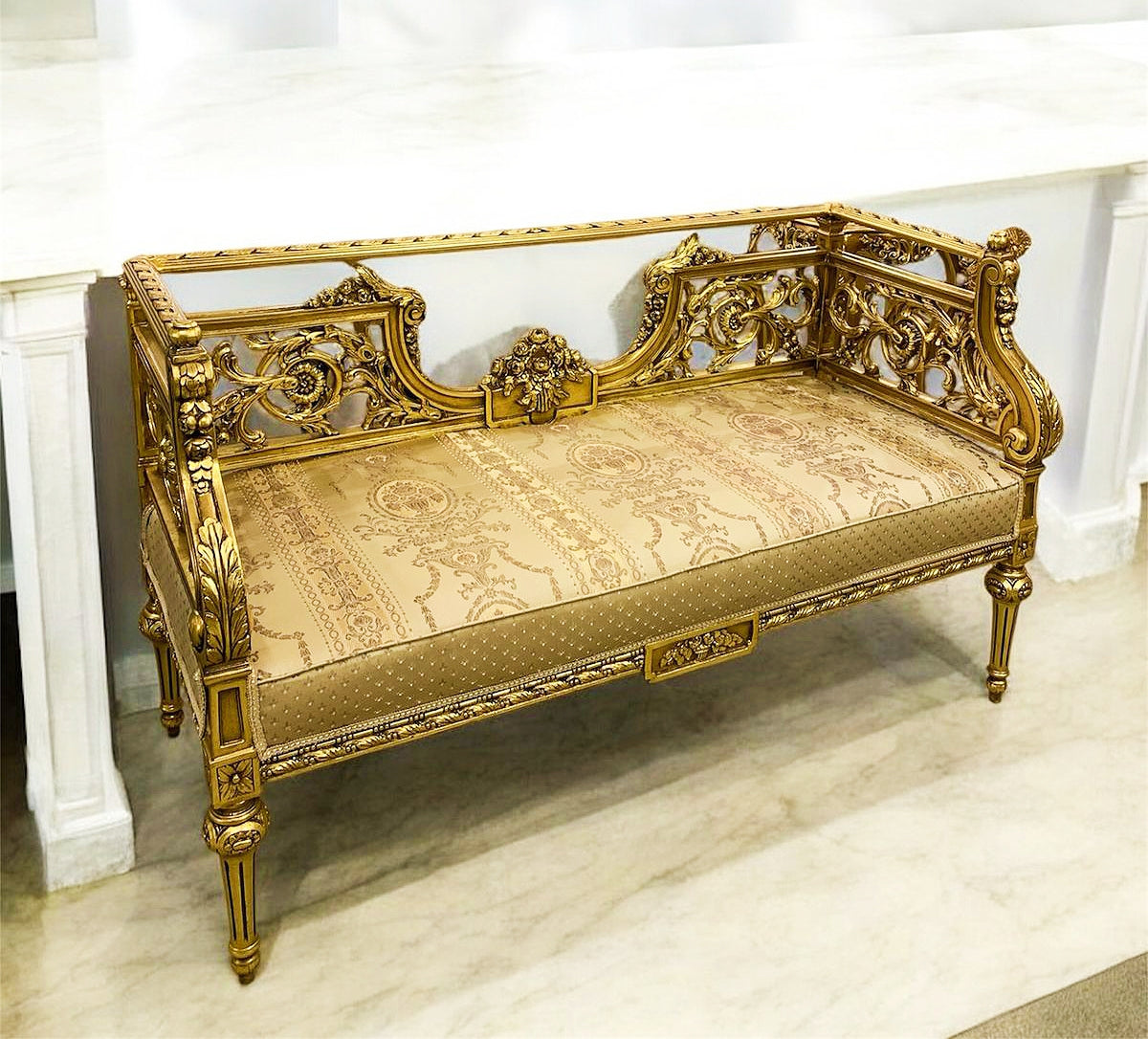 French Style Gold Bench/Settee Gold Details Furniture Home
