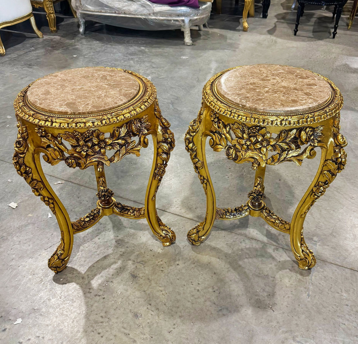 French-Style Gilded Side Table – Beige Marble Top with Gold Leaf Floral Details