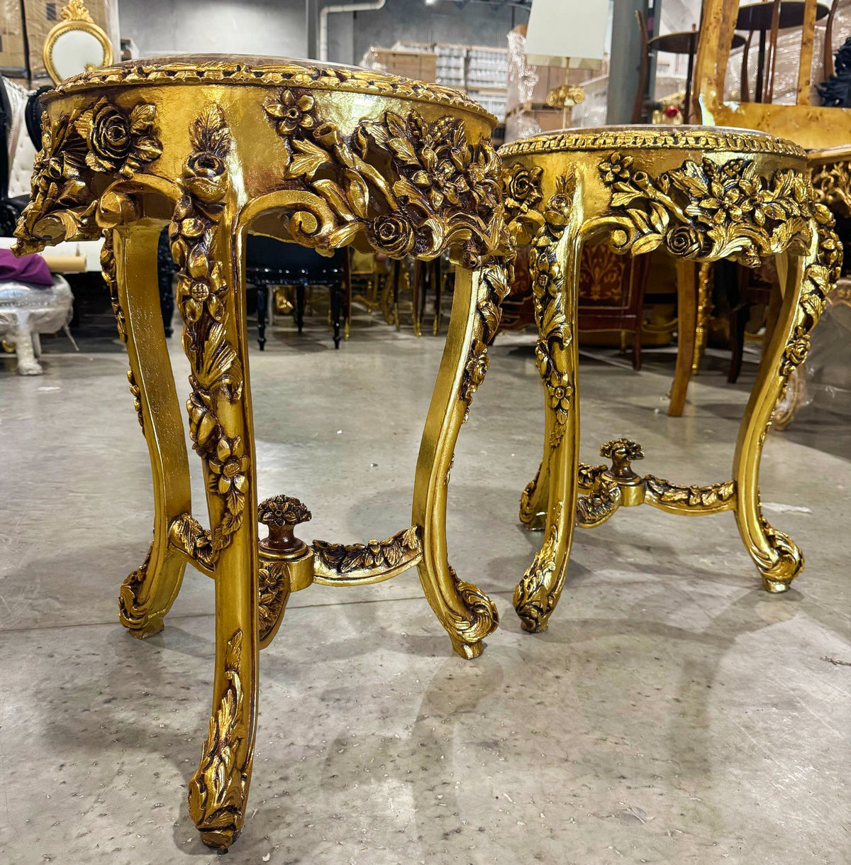 French-Style Gilded Side Table – Beige Marble Top with Gold Leaf Floral Details