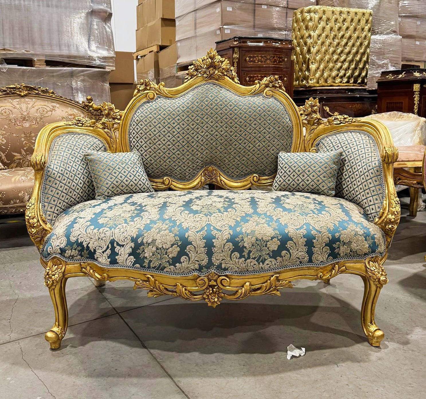 French Style Blue Damask Sofa Wedding Sofa Gold Leaf Details