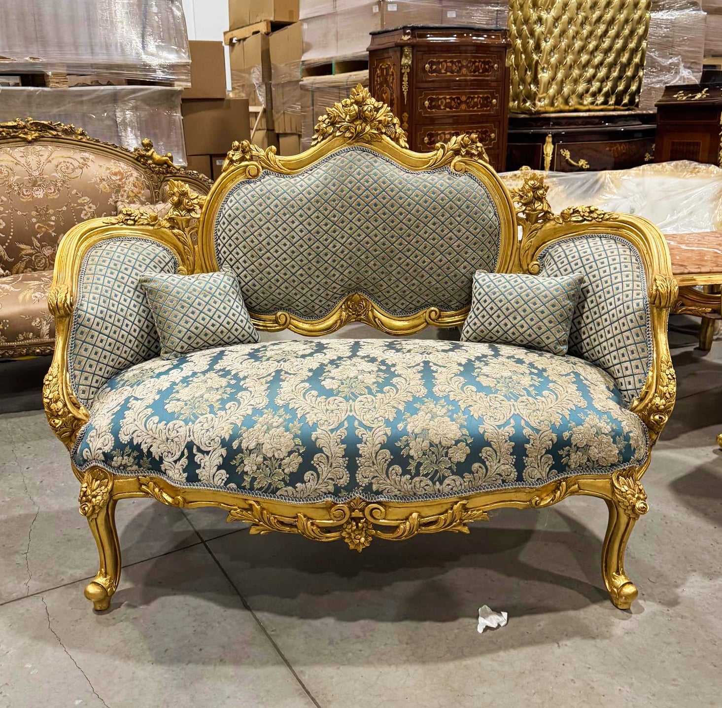 French Style Blue Damask Sofa Wedding Sofa Gold Leaf Details
