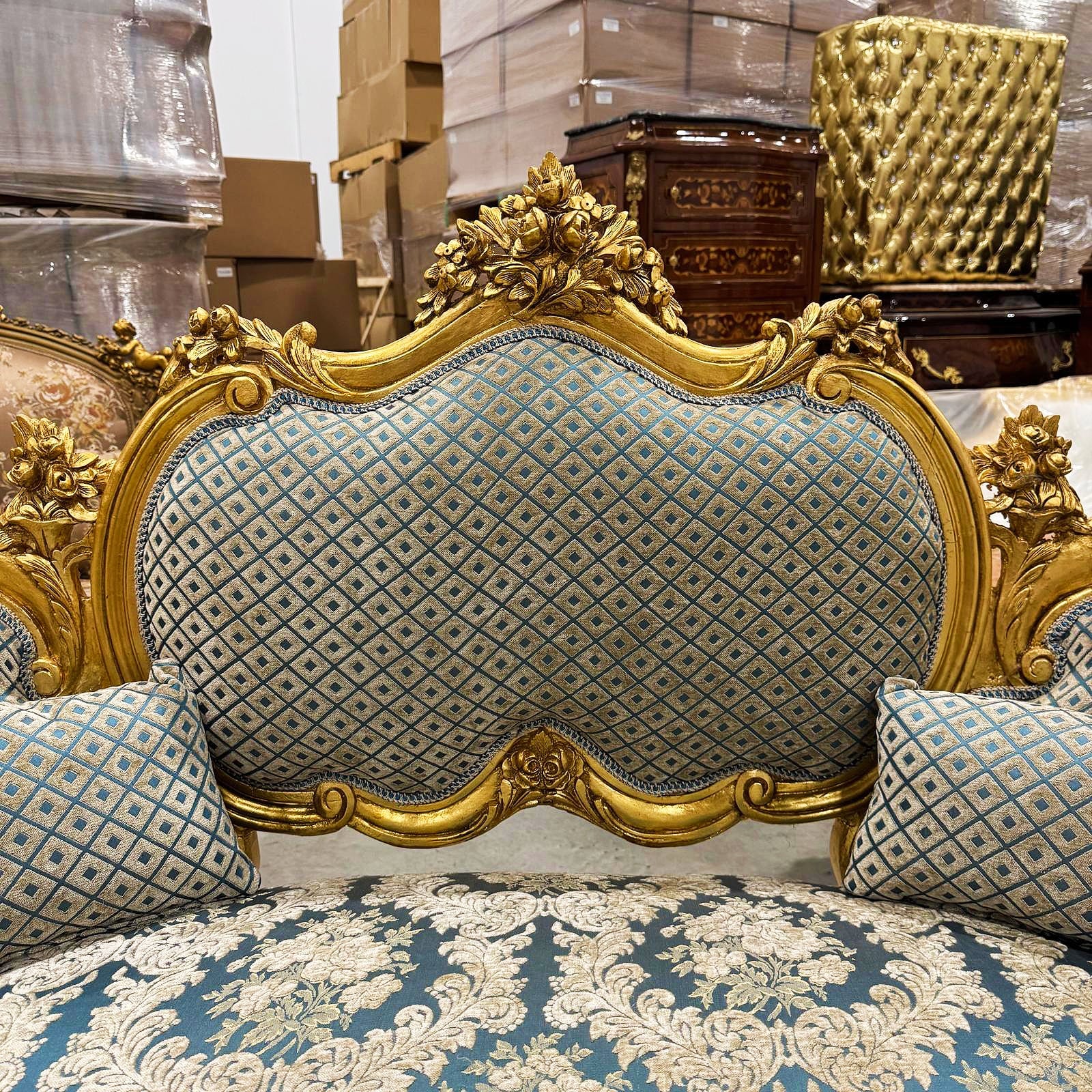 French Style Blue Damask Sofa Wedding Sofa Gold Leaf Details