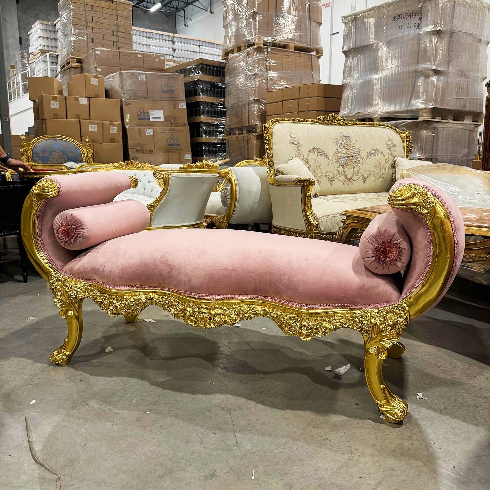 Baroque Style Vintage Pink Velvet Bench Interior Deisgn Furniture
