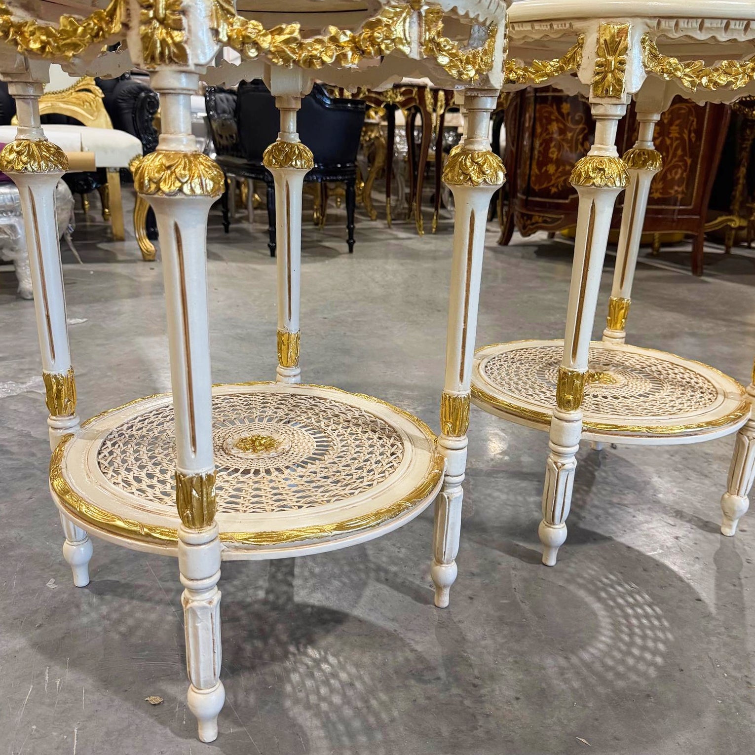 White Side Table Marble Topped French Style Gold Leaf Details Furniture