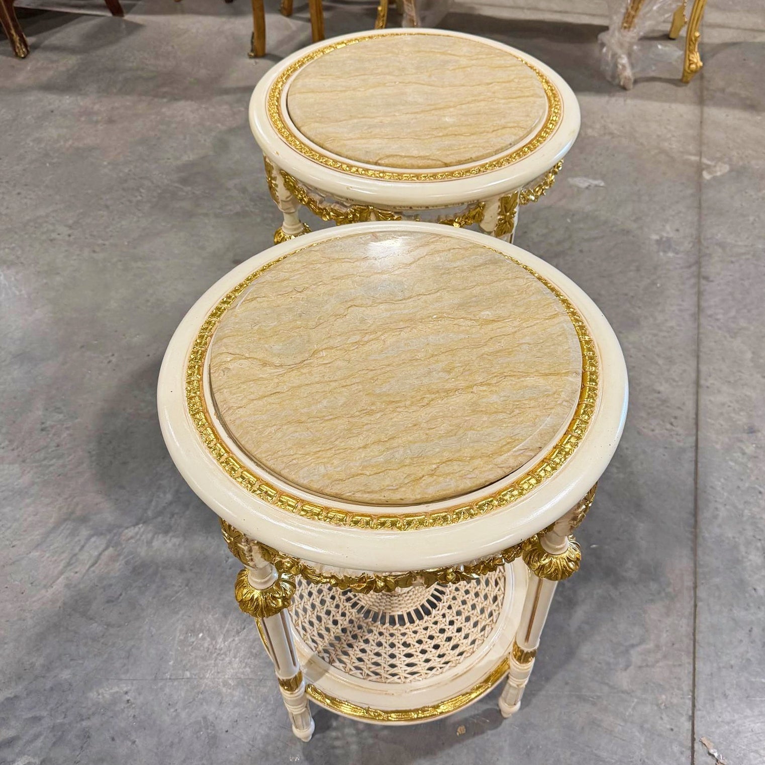 White Side Table Marble Topped French Style Gold Leaf Details Furniture