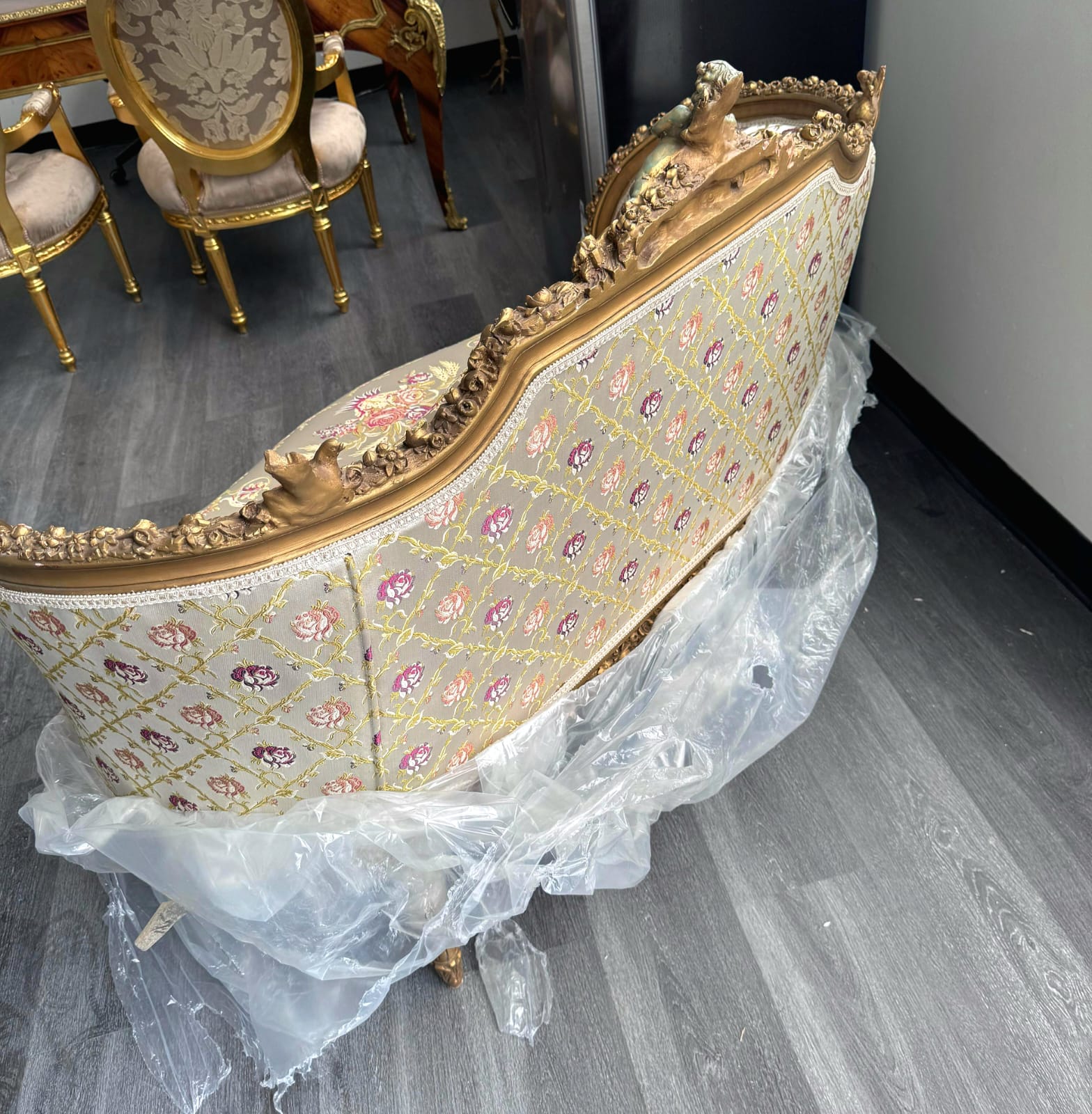 French Baroque Style Beige  Sofa – Gold Leaf Details & Damask Upholstery