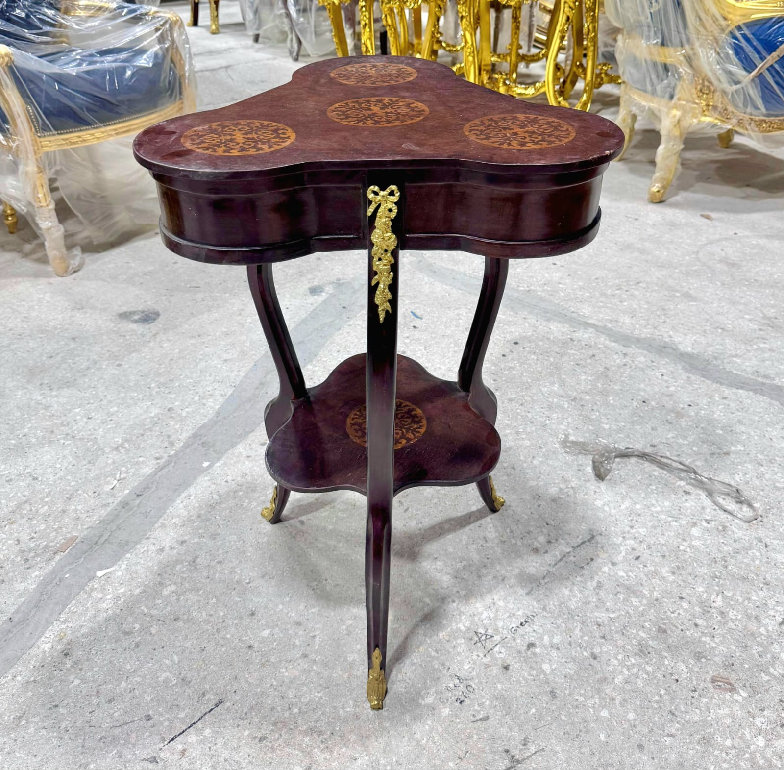 Louis XV Style French Trefoil Side Table – Wood with Gold Accents, Elegant Design