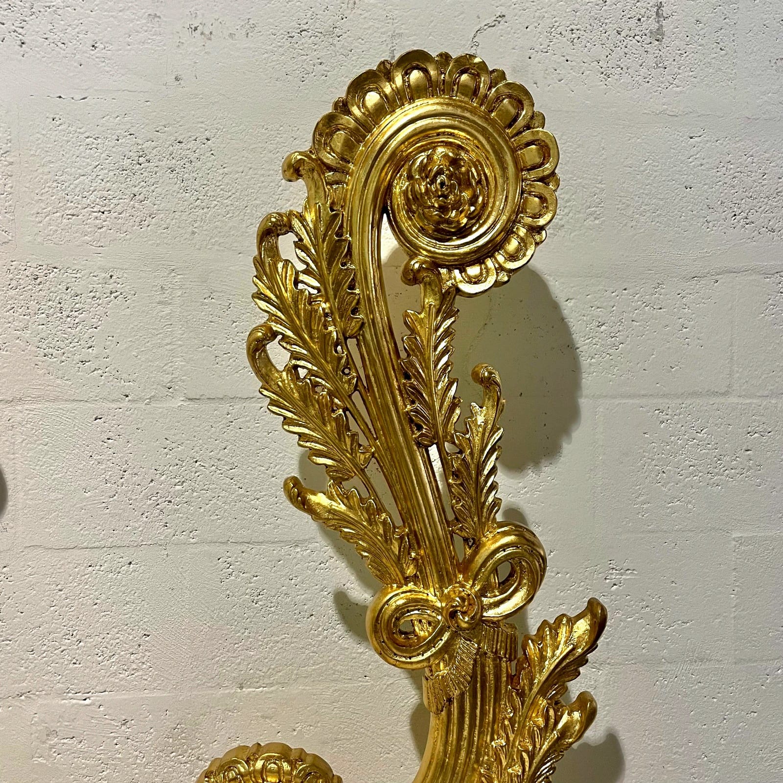 Italian Baroque White Chair – High Back & Gold Leaf Details
