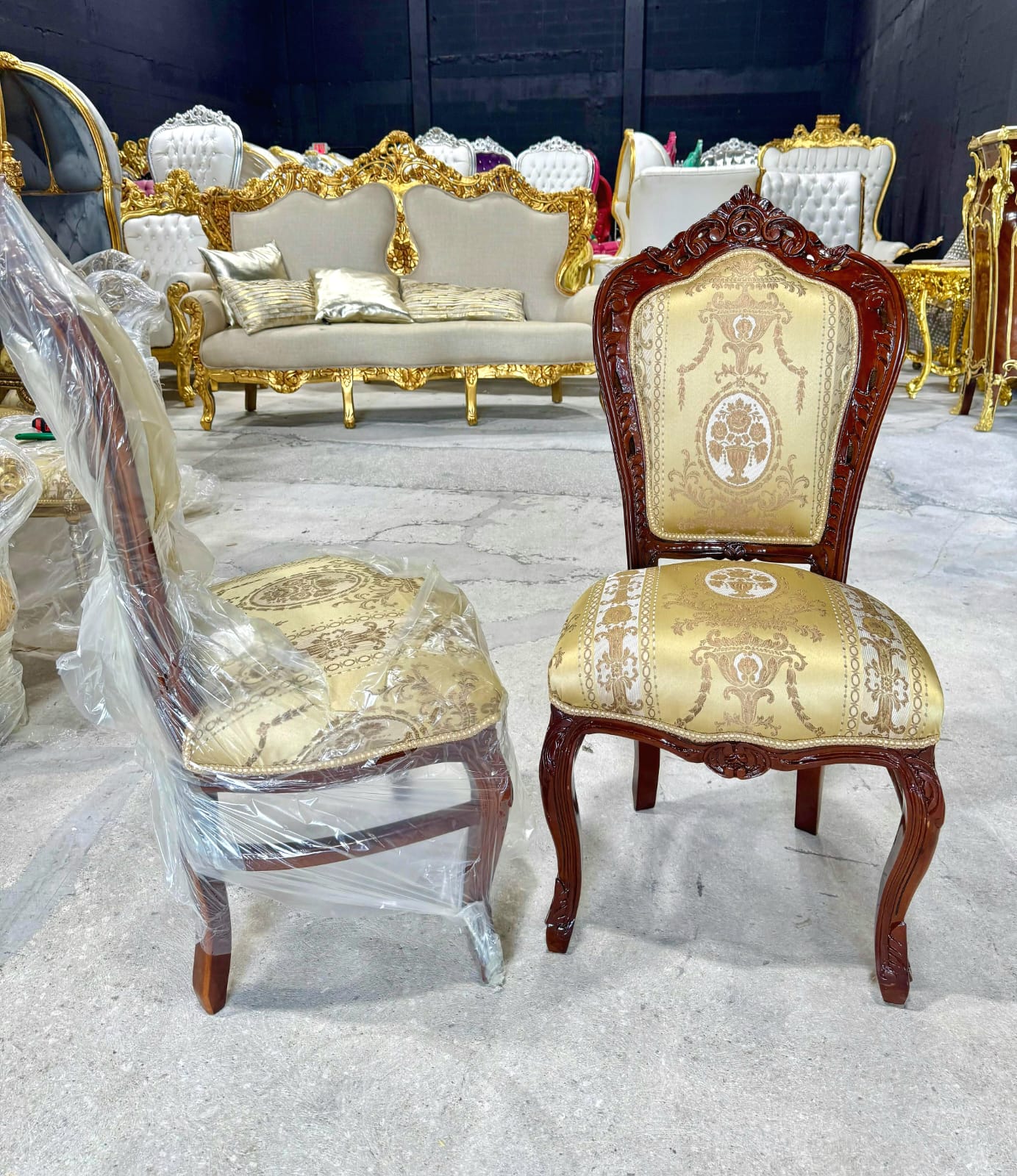 French Rococo Copper Accent Chair with Gold Leaf Details – Elegant Baroque Vintage Statement Piece