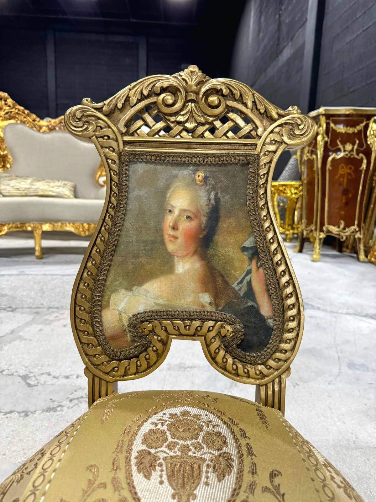 French Rococo Gold Throne Chair with Lady Portrait – Luxurious Baroque Statement Piece