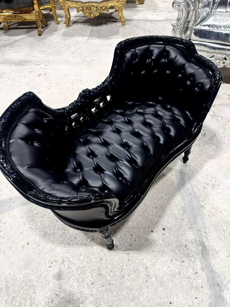 French Rococo Tufted Black Leather Bench – Luxury Baroque Accent Seating with Ornate Black Frame