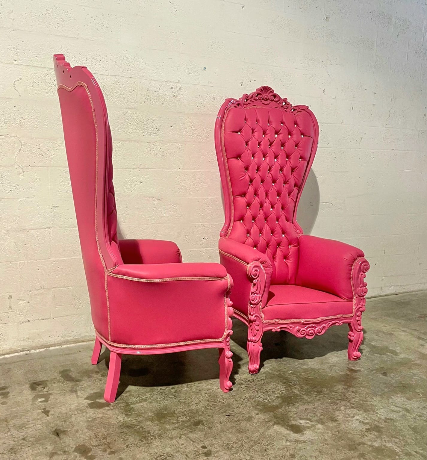 Throne Chair French Style Pink Leather High-Back Tufted Pink Frame Throne