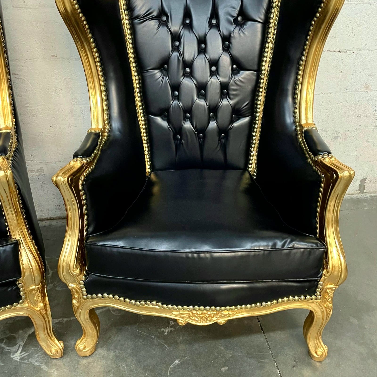 Balloon Chair French Style Black Leather High-Back Canopy Lacquer Chair