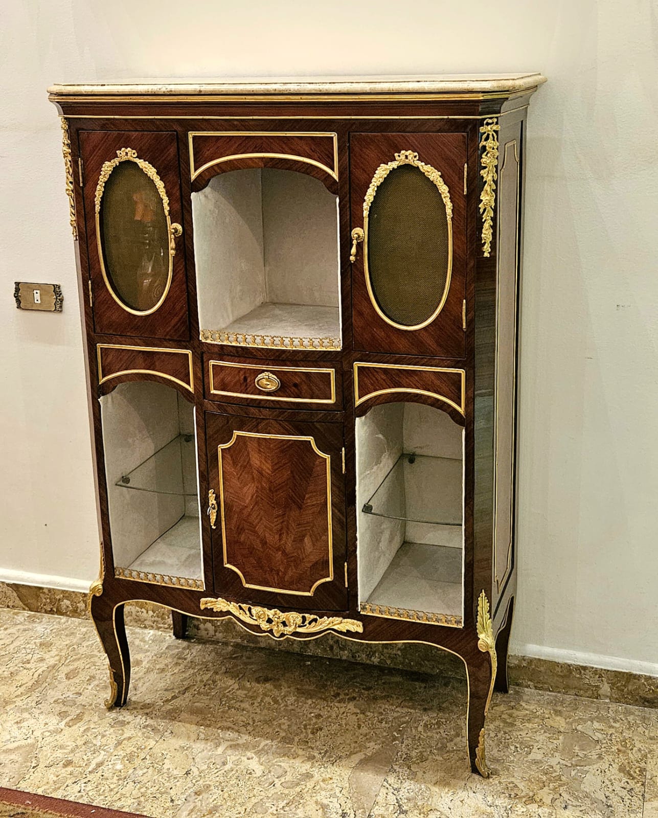 French Louis XV Style Display Cabinet with Marble Top, Glass Shelves & Gold Bronze Accents