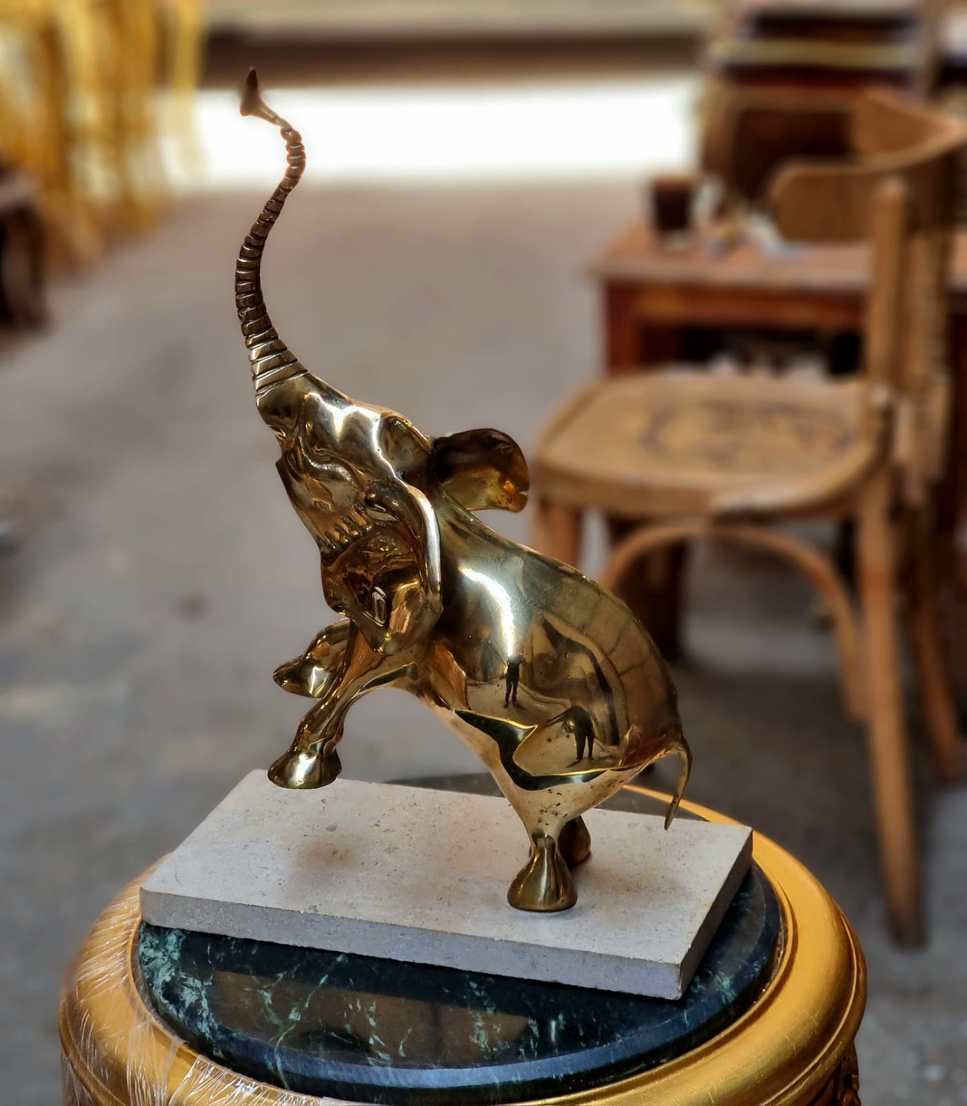 Bronze Elephant Sculpture – Marble Base Decorative Figurine, Safari Style Accent