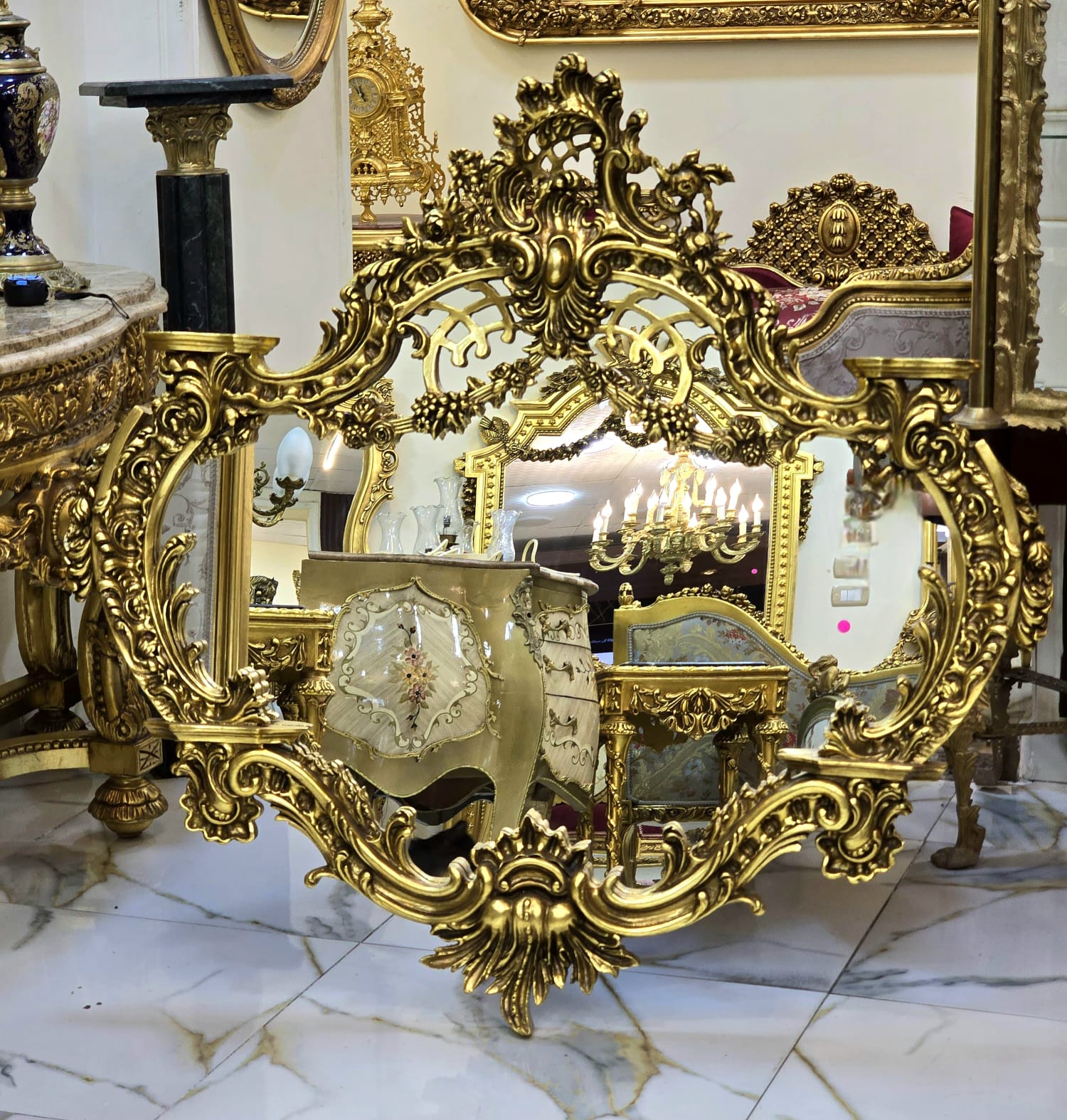 Vintage French Baroque Wall Mirror – Ornate Gold Leaf Botanical Frame