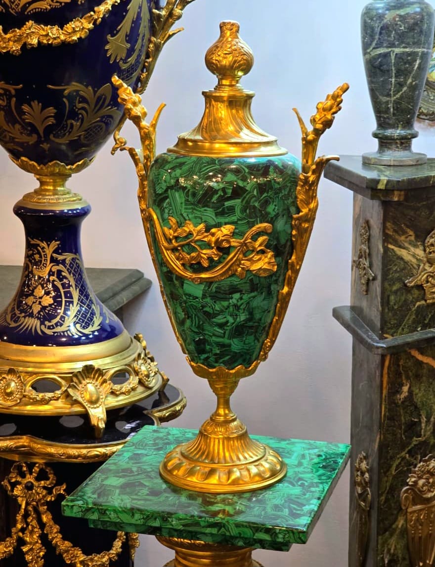 French Style Green Porcelain Vase with Gold Leaf & Bronze Accents – Marbleized Decorative Vase