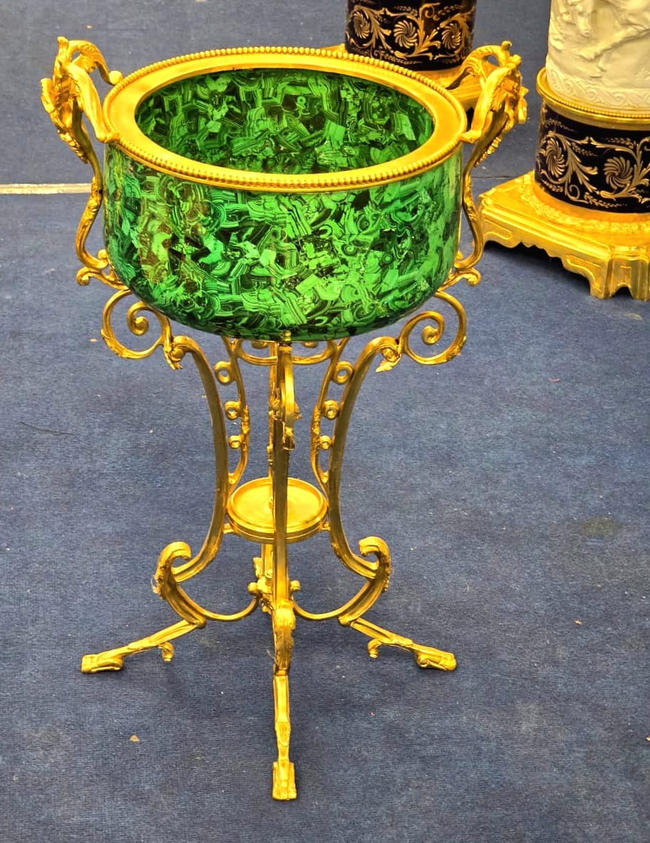 French Style Green Porcelain Cachepot with Gold Leaf & Bronze Accents – Decorative Statement Planter