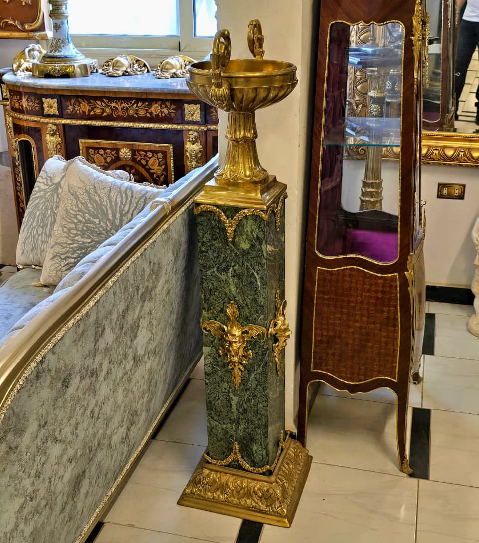 Luxury Marble & Bronze Pedestal Set with Decorative Vase – Gold Leaf Classical Statement Piece