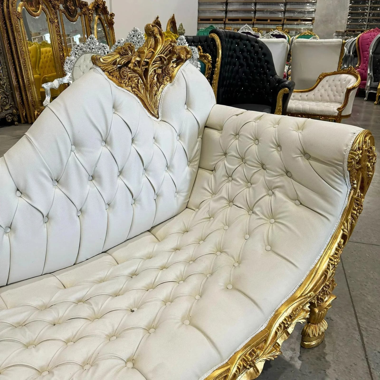 French Louis XV Tufted Chaise Lounge in White Leather with Hand-Gilded Gold Leaf Frame – Special Sale