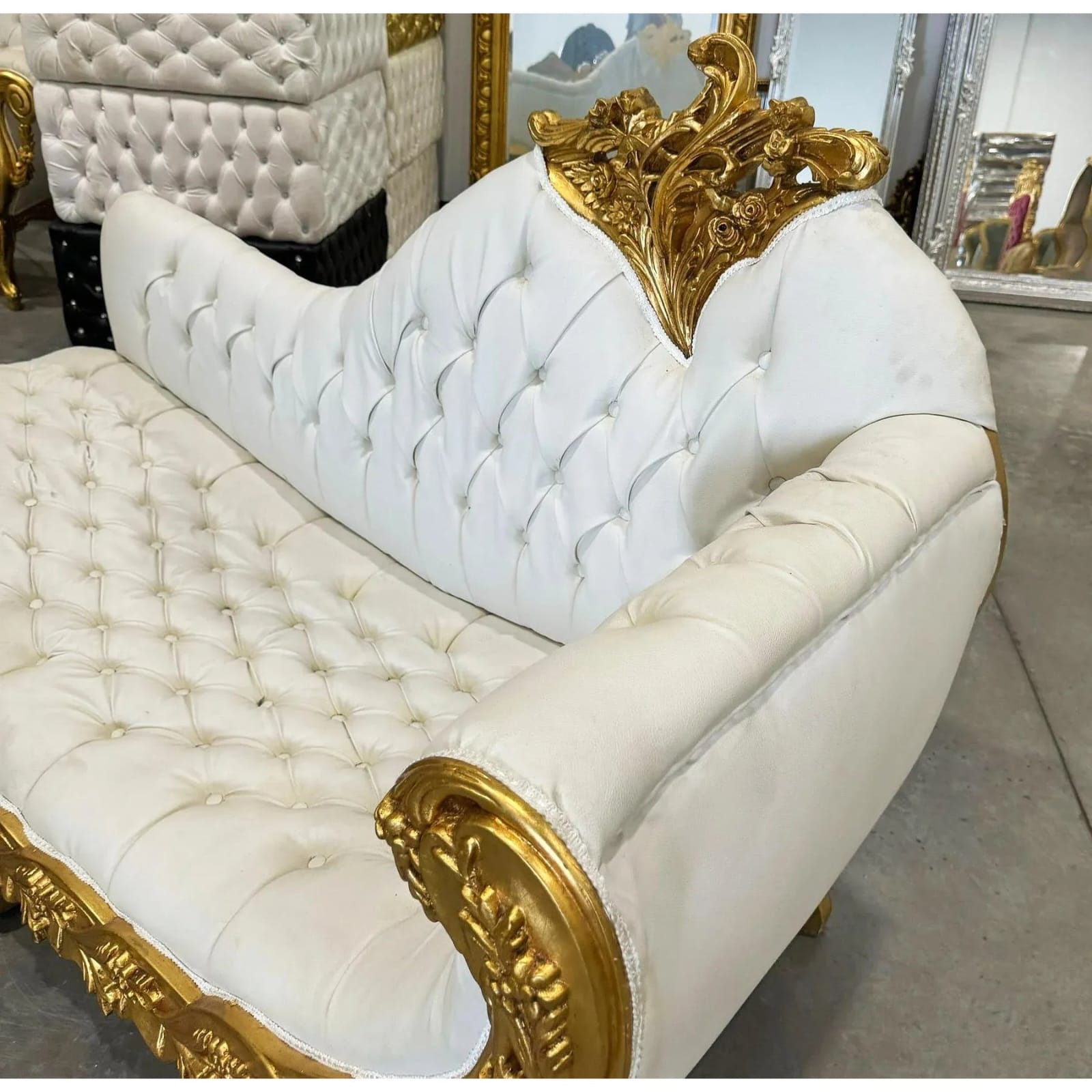 French Louis XV Tufted Chaise Lounge in White Leather with Hand-Gilded Gold Leaf Frame – Special Sale