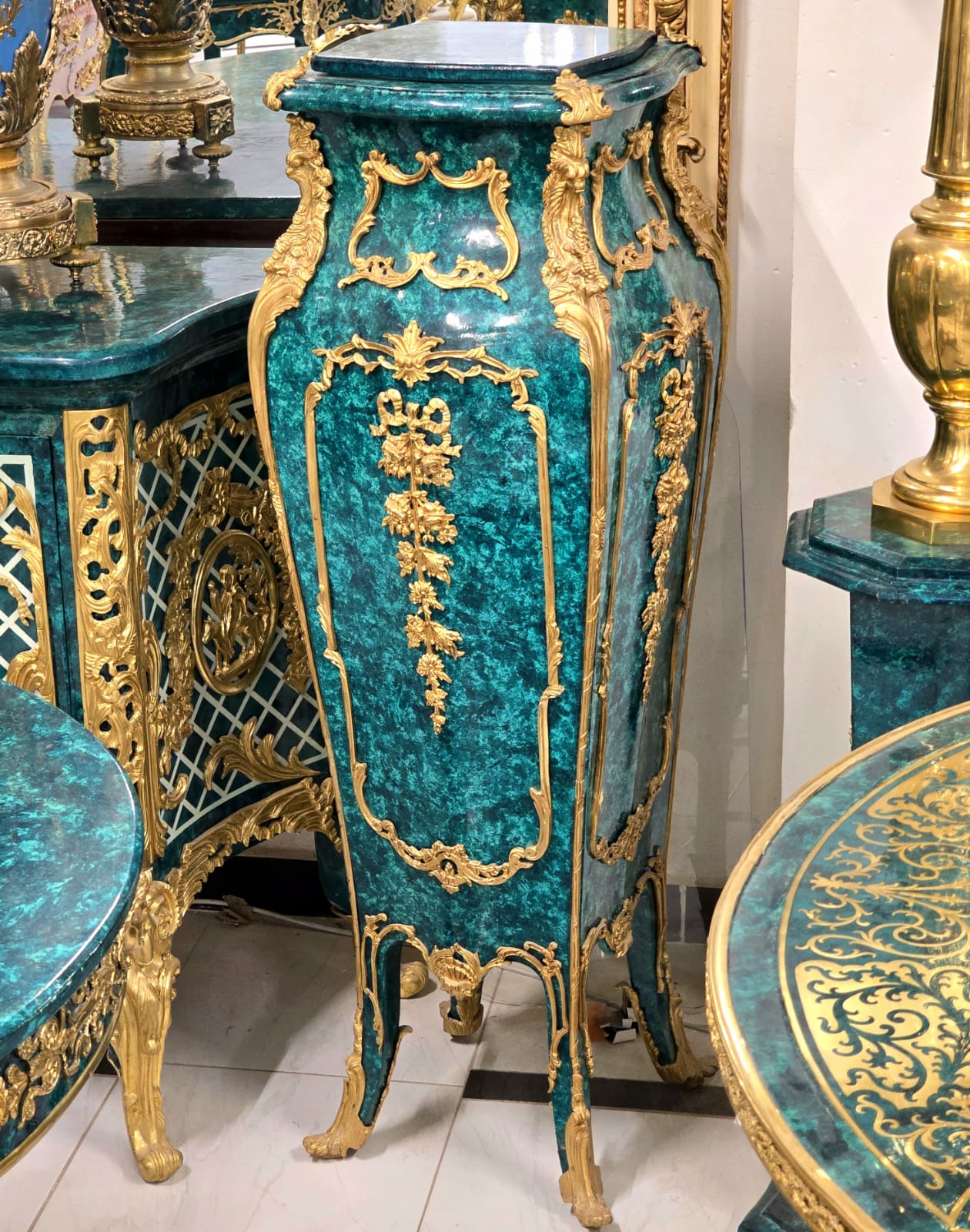 Elegant Louis XV Pedestal Stand in Bottle Green with Bronze Ormolu & Gilded Details