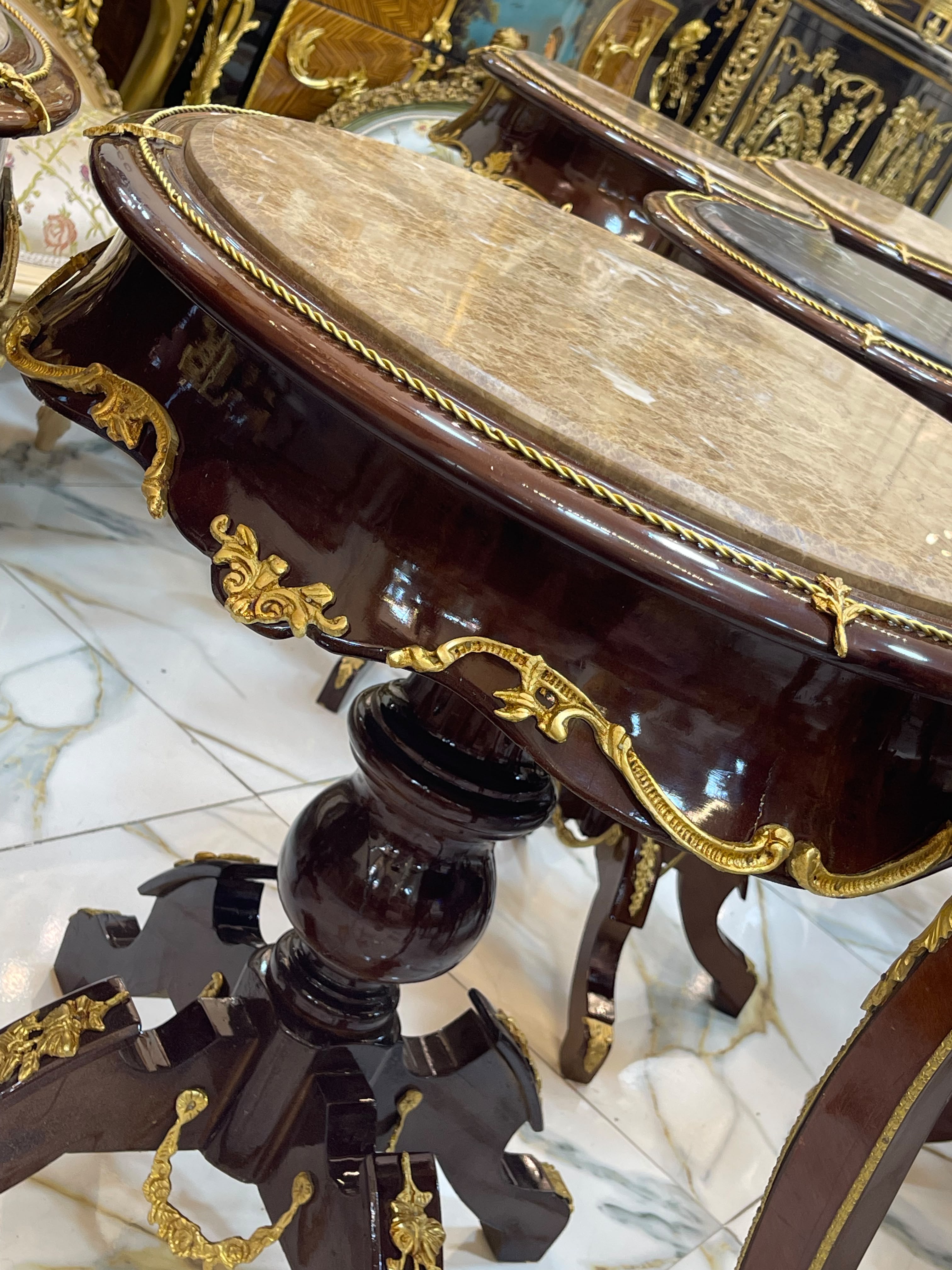 French Louis XVI Round Marble Top Side Table with Hand-Carved Wood Frame & Gold Leaf Accents