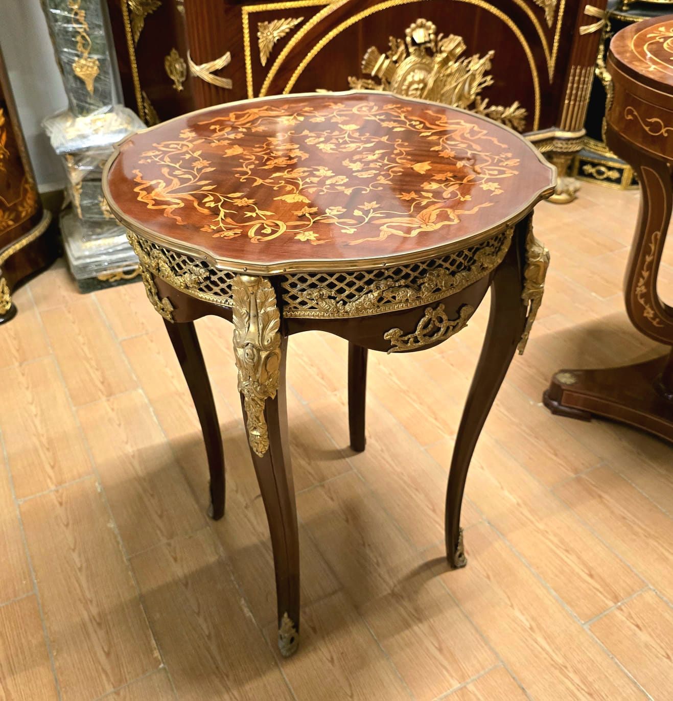 Elegant French Louis XV Accent Table with Intricate Marquetry & Bronze Ormolu