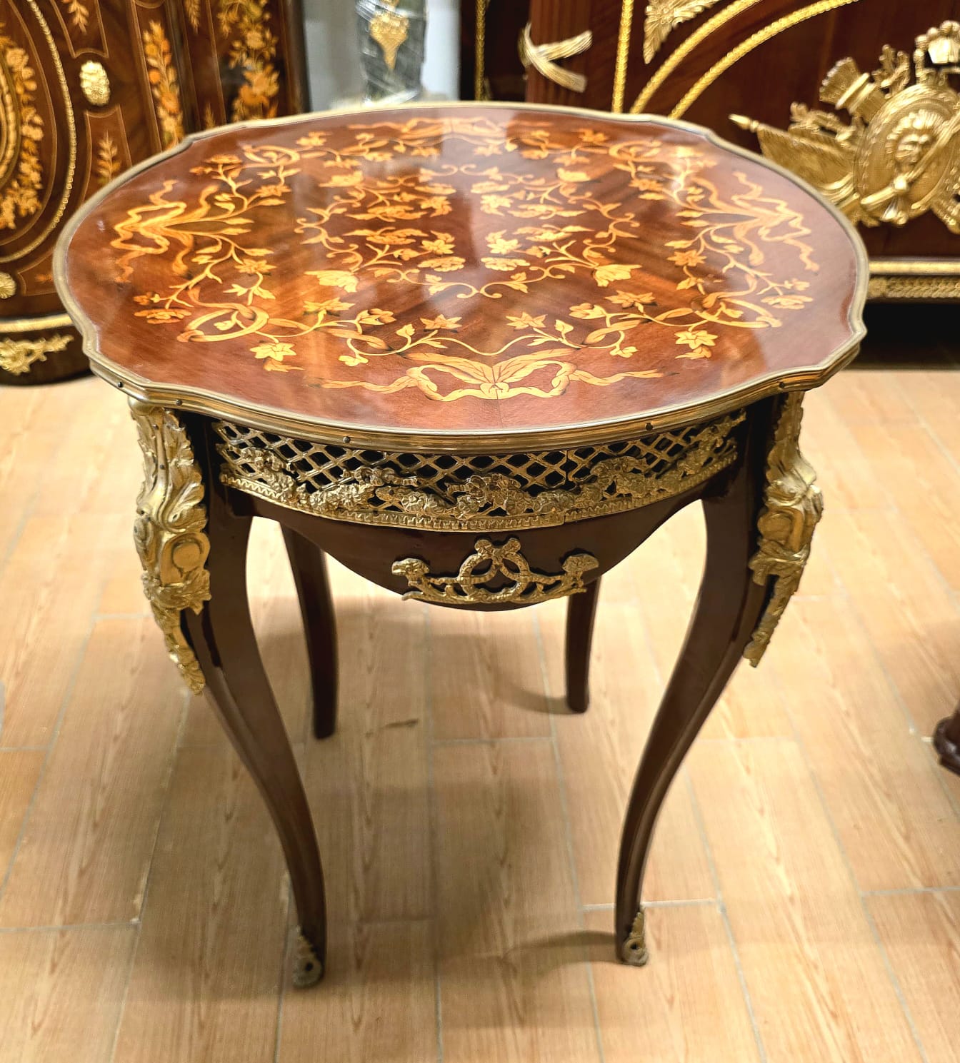 Elegant French Louis XV Accent Table with Intricate Marquetry & Bronze Ormolu