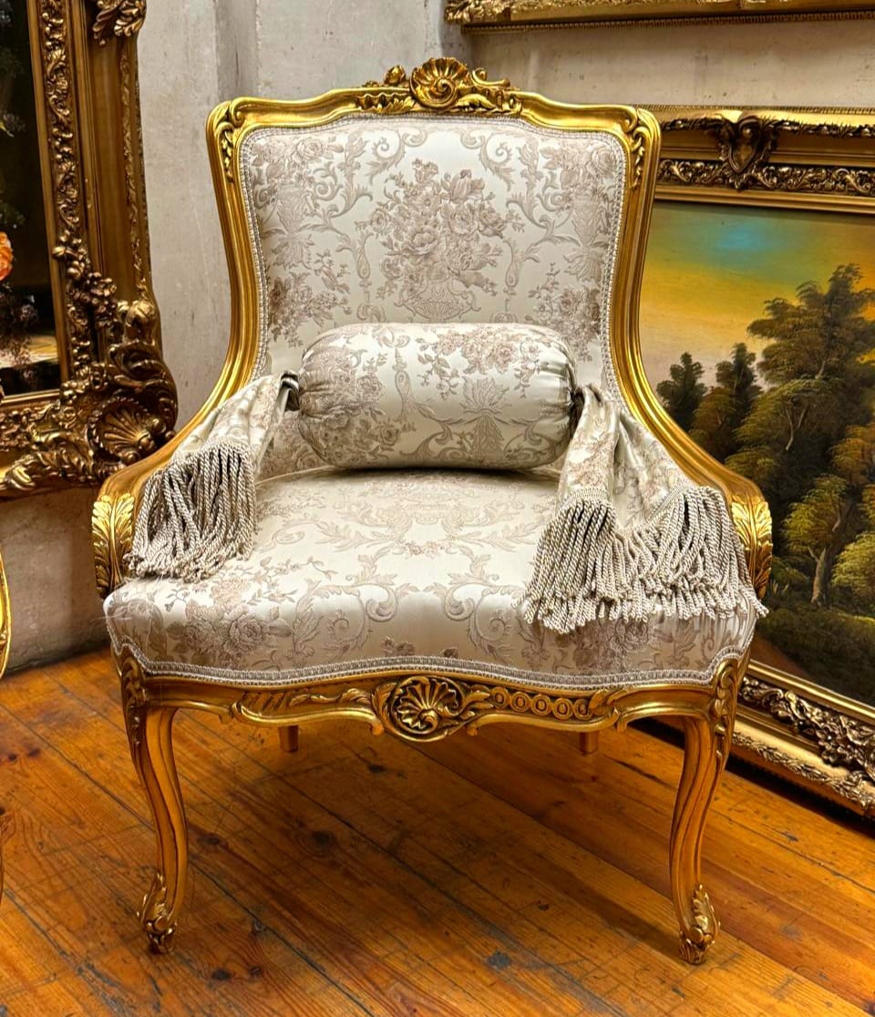 French Louis XV Armchair – Cream Floral Damask Upholstery, Gold Leaf Frame & Accent Cushion