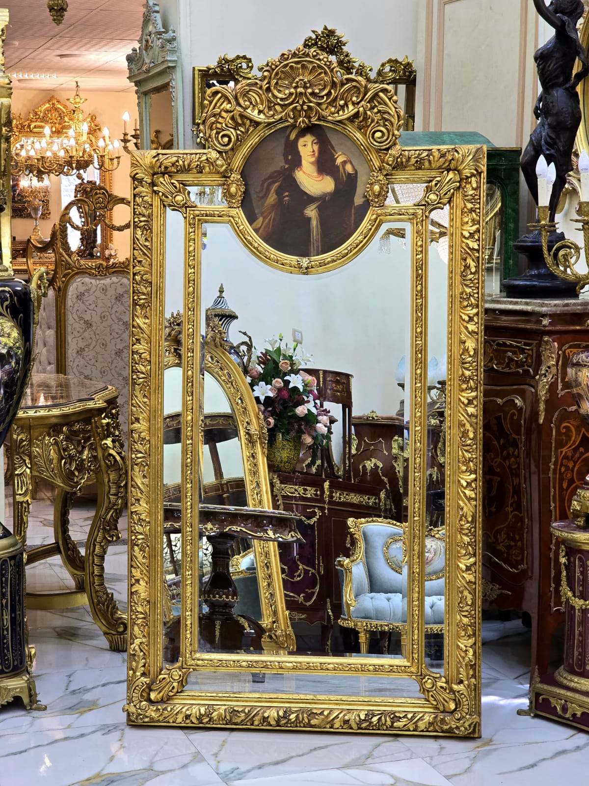 French Vintage Gold Leaf Mirror – Ornate Gold Frame with Portrait Detail