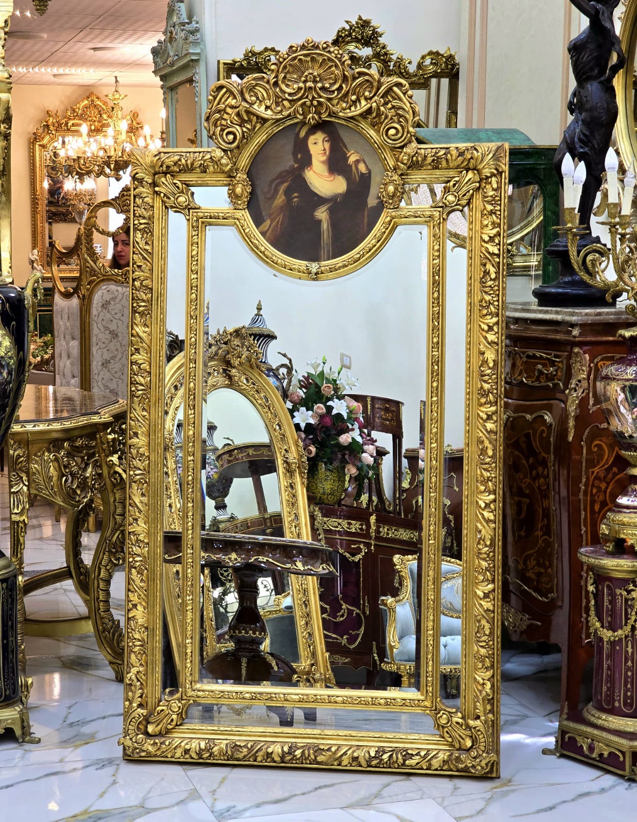 French Vintage Gold Leaf Mirror – Ornate Gold Frame with Portrait Detail