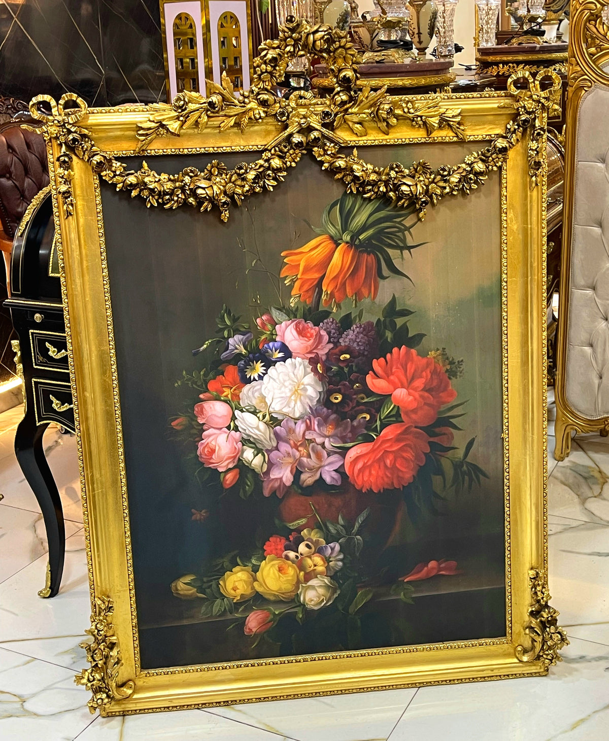 French-Style Floral Still Life Painting – Vibrant Botanical Bouquet with Ornate Gold Leaf Frame