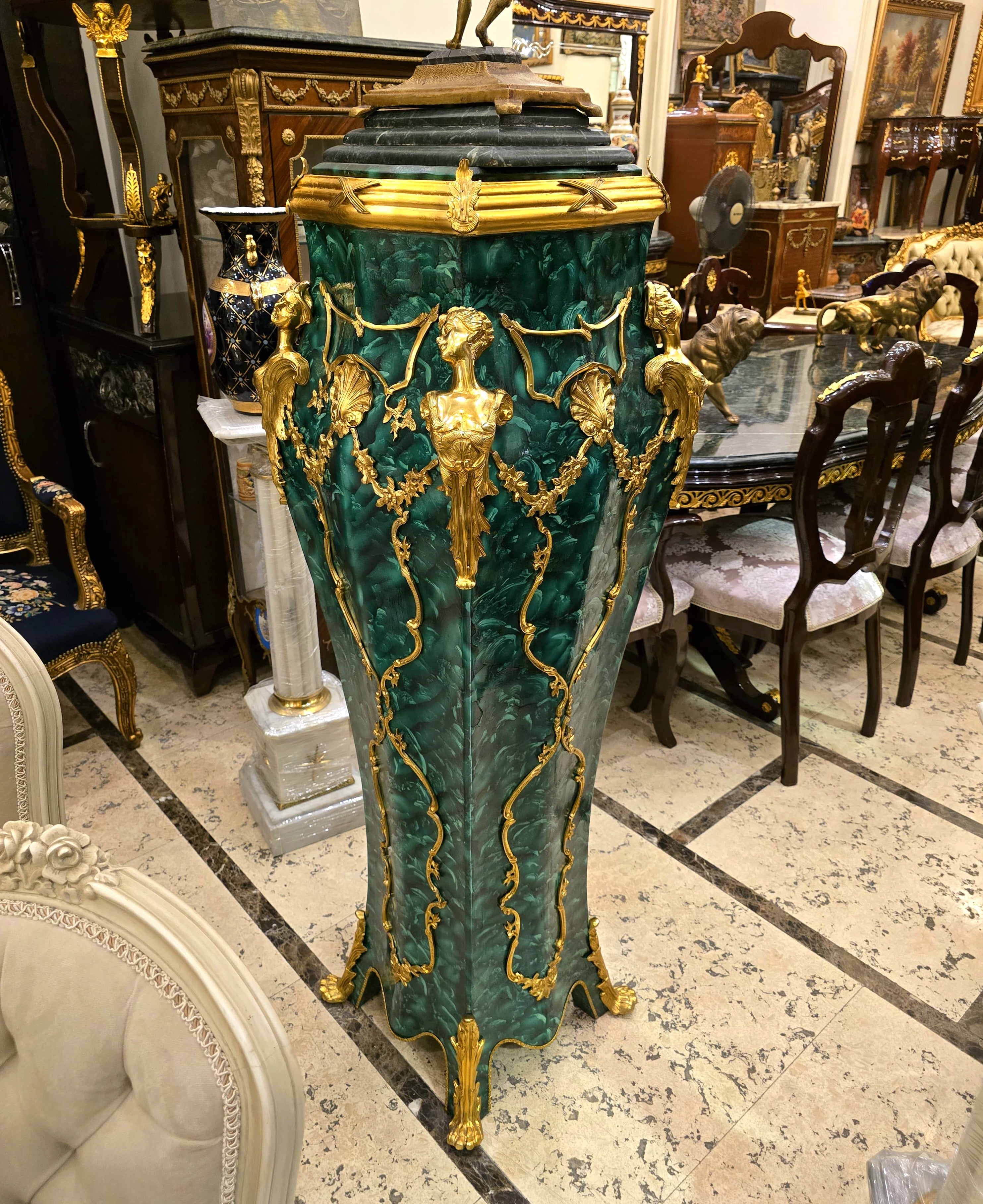 French Rococo Green Pedestal with Gold Leaf & Bronze Mounted Details