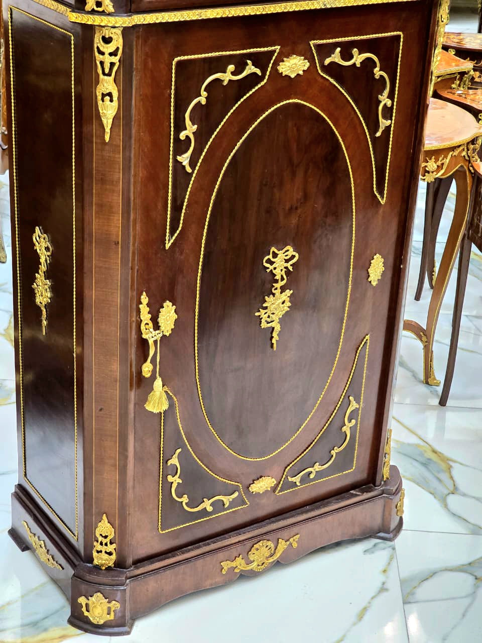 Louis XVI Style Marble Top Commode Cabinet with Gold Leaf Details & Luxury Marquetry Design