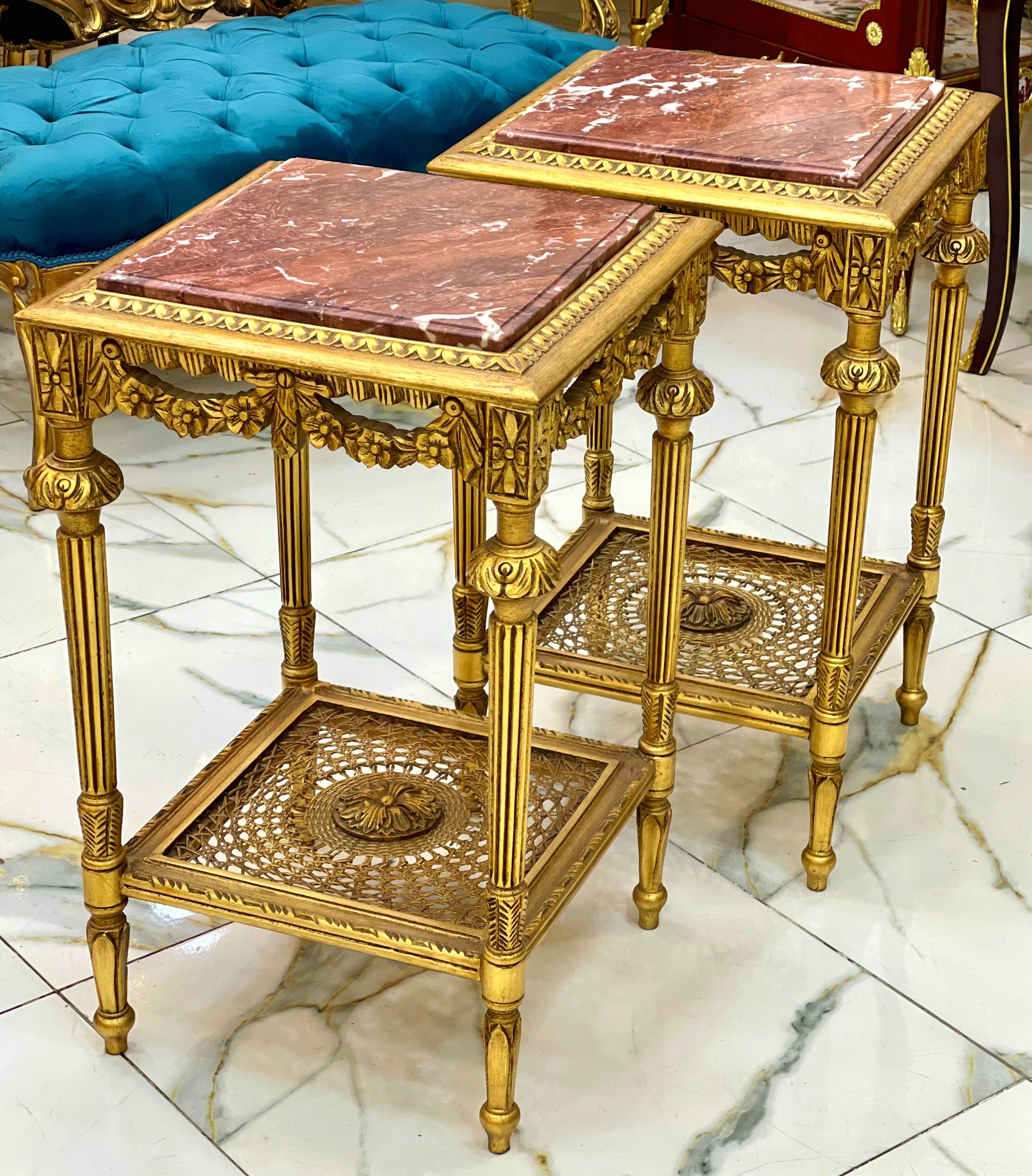 French Style Marble Topped Side Table – Gold Accents, Elegant Design