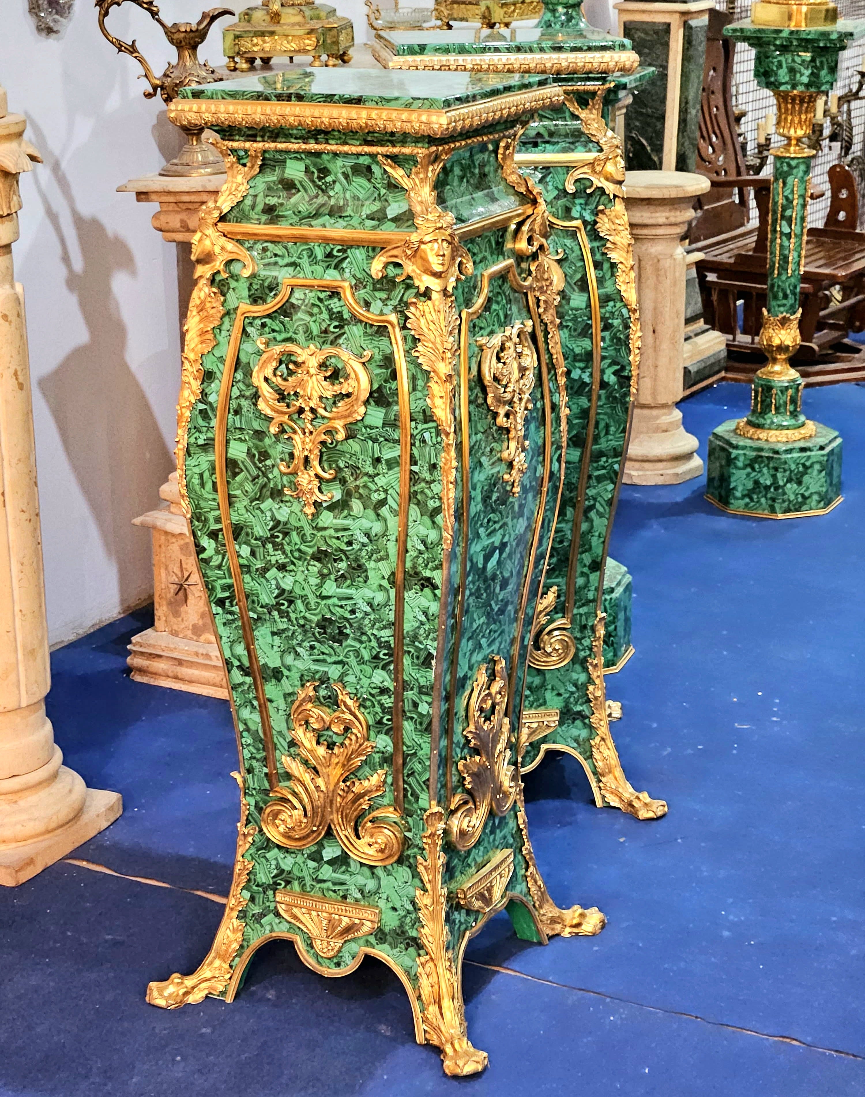 French Rococo Bombe Pedestal – Green Accent Column with Bronze Mounts & Gold Leaf Details